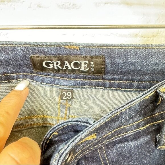 GRACE IN LA Womens Mid Rise Slim Blue Jeans Size 29/29 with 2% stretch Distresse - Picture 4 of 6